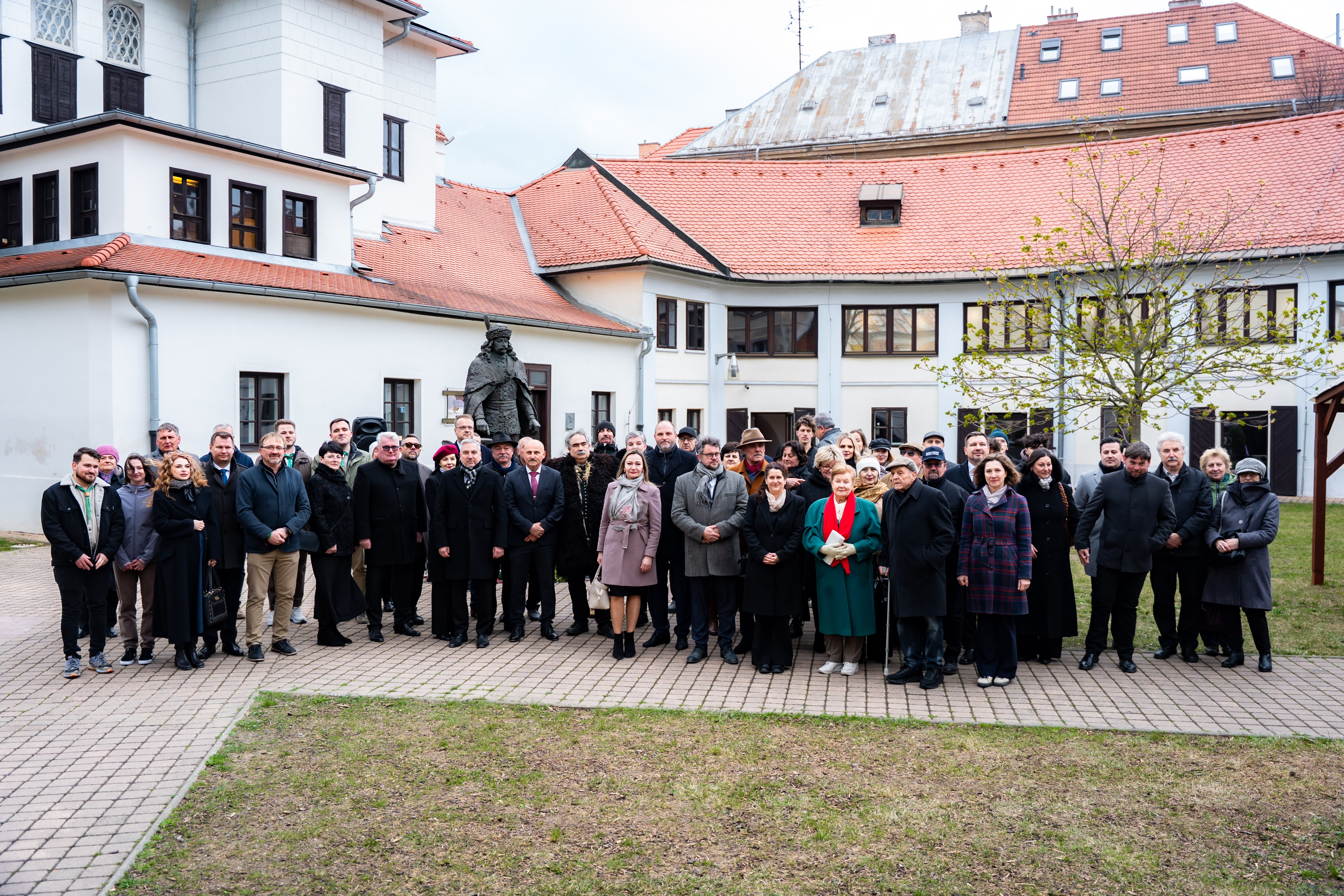 Slavnostne kladenie vencov pri soche Frantiska III. Rakocziho-1-26